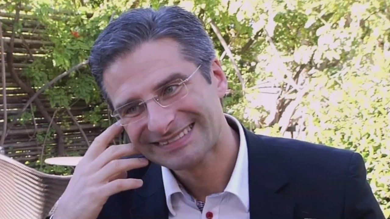 “Pedófilos en la iglesia son tratados mejor que un homosexual”: Ex Sacerdote del Vaticano