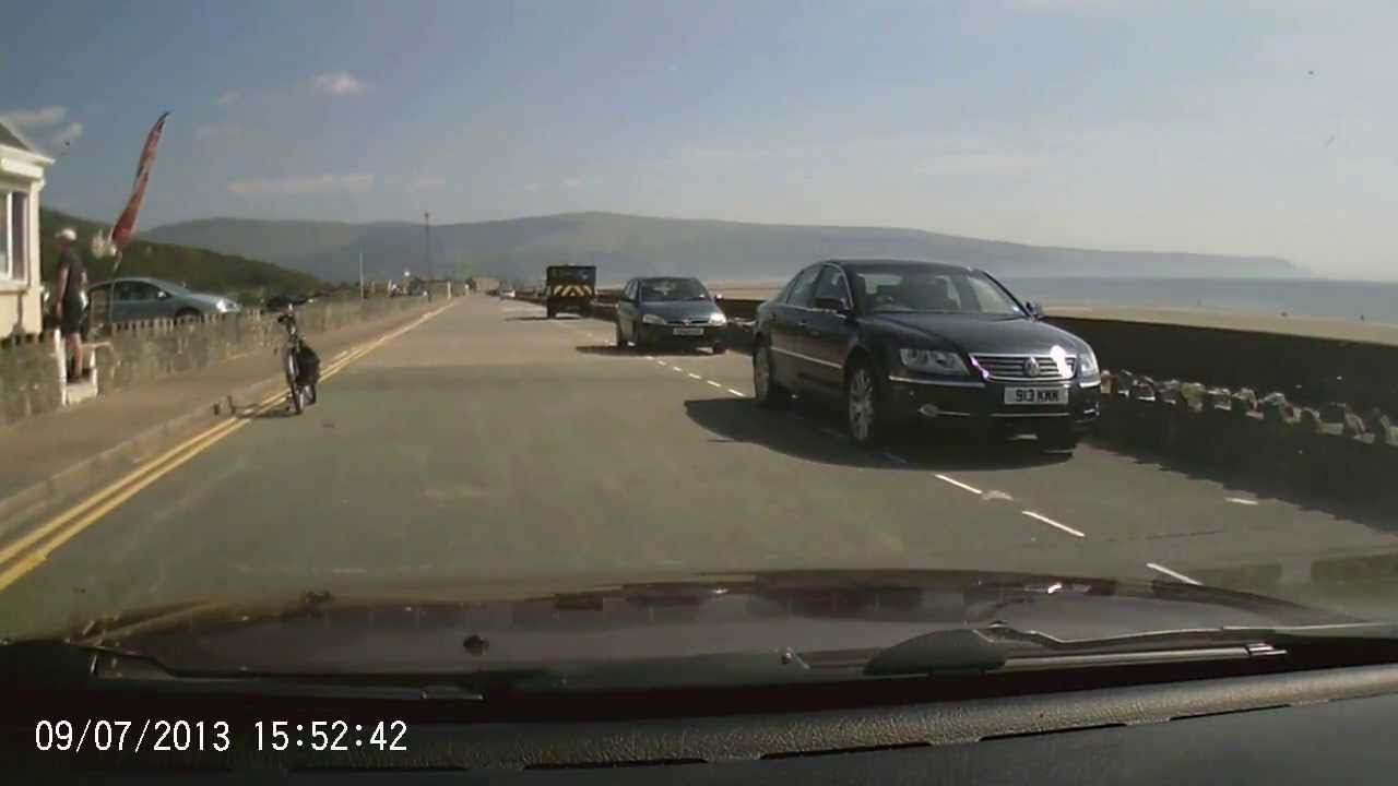 drive around barmouth in wales, 9 july 2013