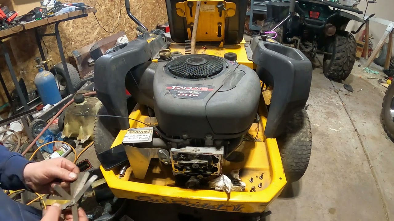 Cub Cadet Valve Ajdustment