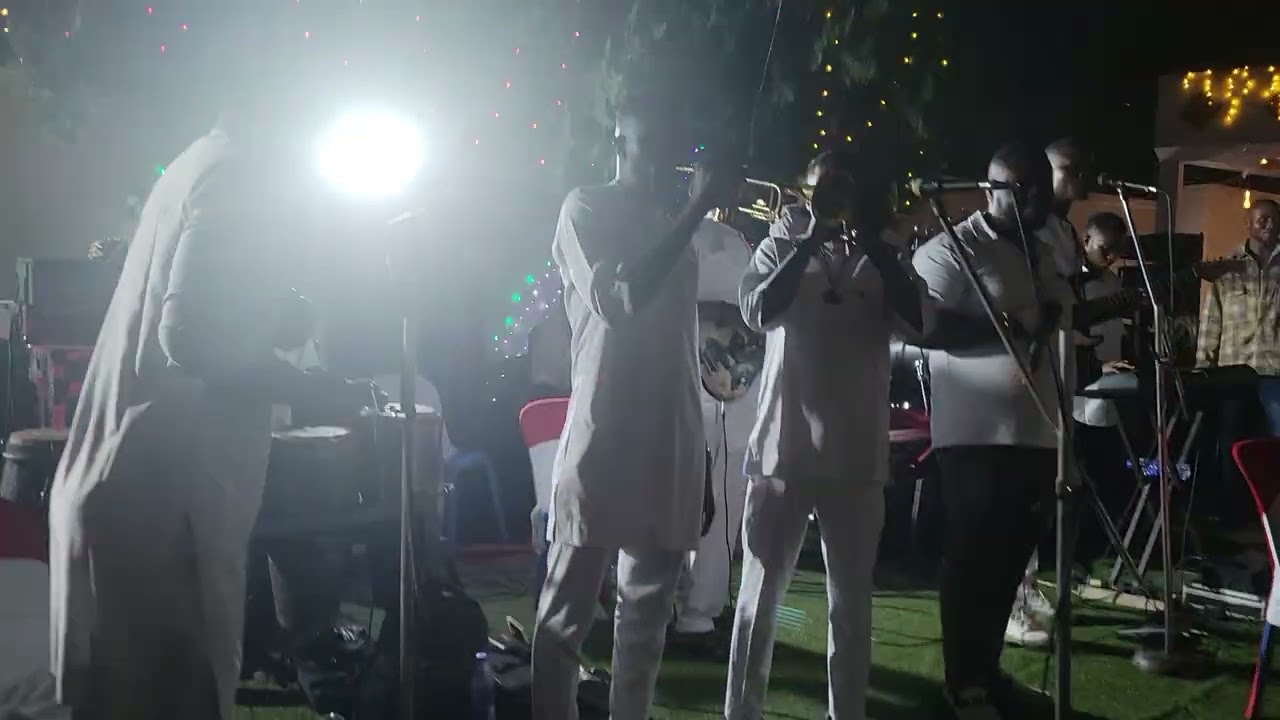 ULAGA LIVE AT EKULU ESTATE ENUGU 