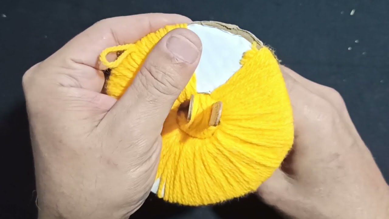 Como Fazer uma Navete para Pompom