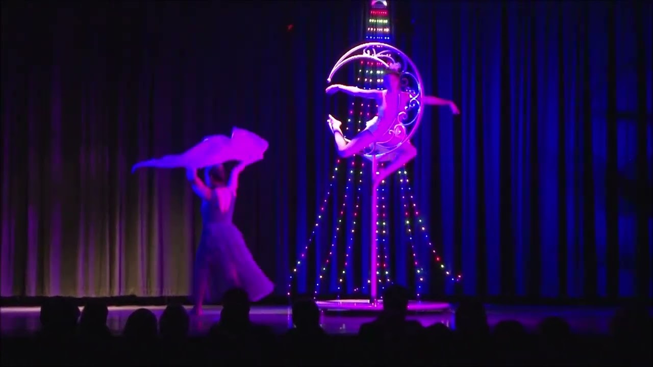 Lollipop Moon Act