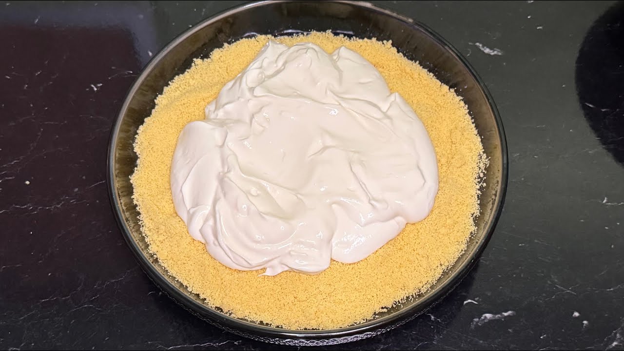 Technique, recette simple de semoule de maïs et lait couscous