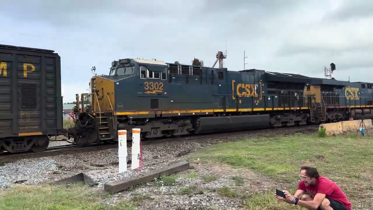 CSX intermodal passing Cordele ga railfest