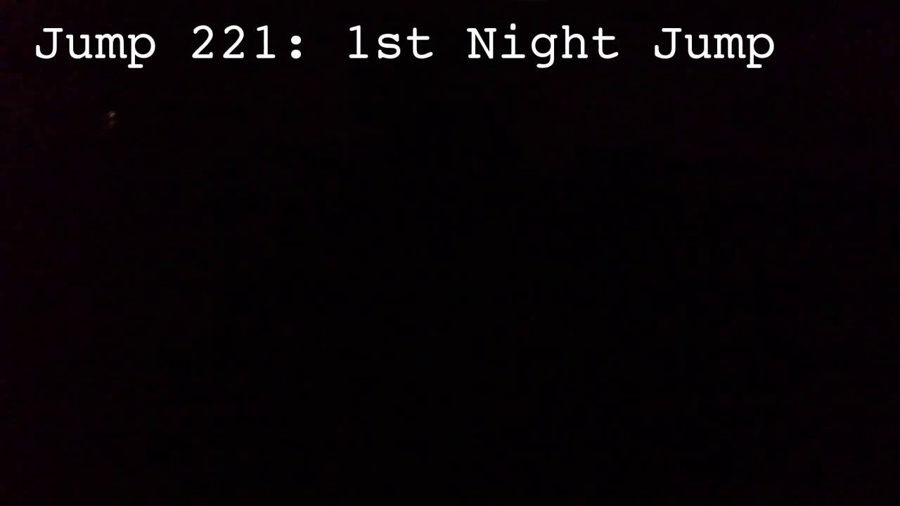 Skydiving at night: Night jump #1