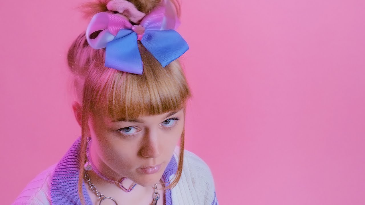 Elliot Lee - Pink (Freak) [Official Video]