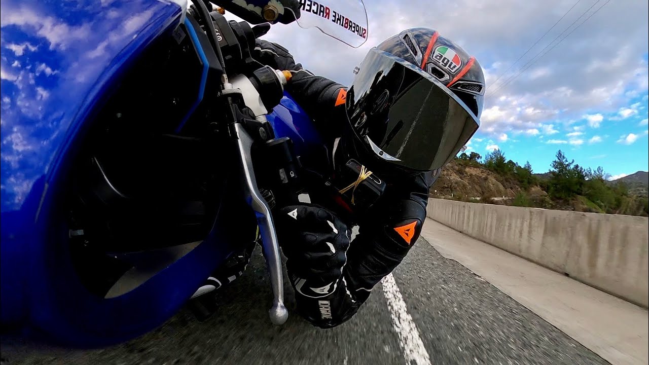 Yamaha R6 Adrenaline Street Riding