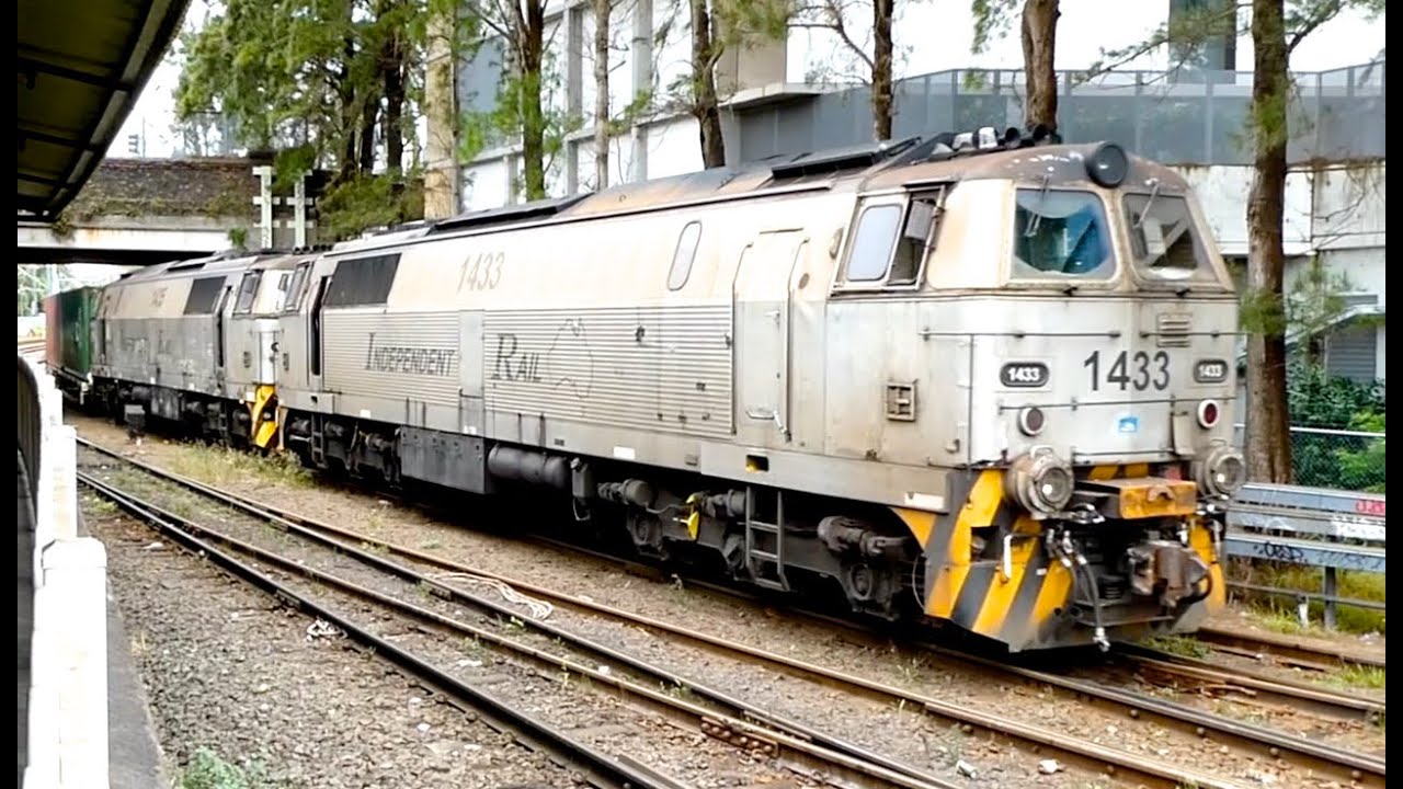 Australian Trains: Late Morning Freight At Marrickville (Sydney)
