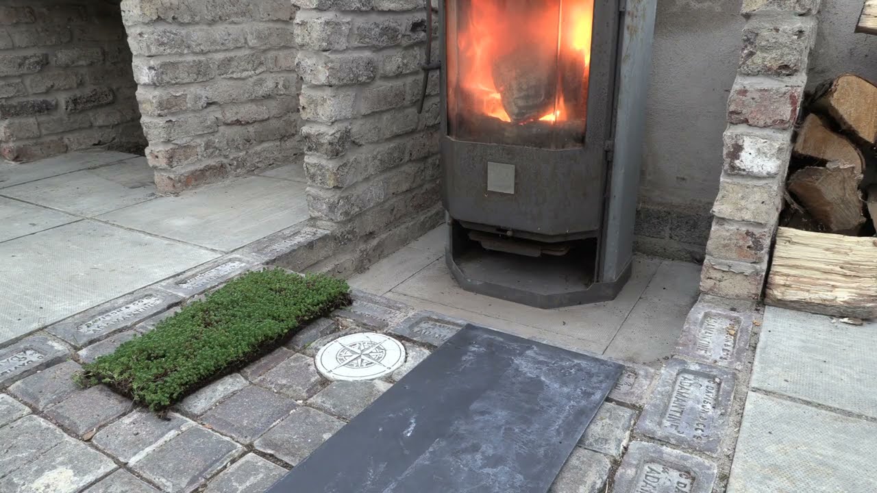 Green Roof Solution to the Urban Heat Island Effect