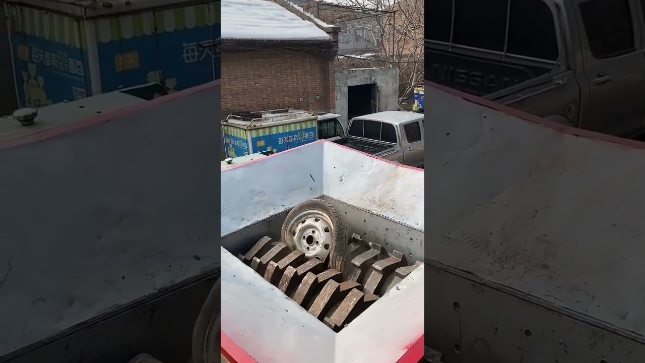 Tyre shredder. #shredder #recycling #blades #wastetyre #wastemanagement #waste #metalwaste