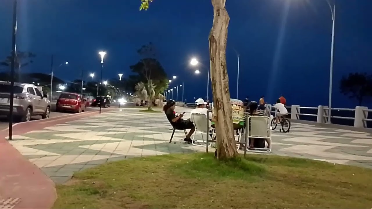 CAFÉ DA TARDE EM FRENTE AO MAIOR RIO DO MUNDO 
