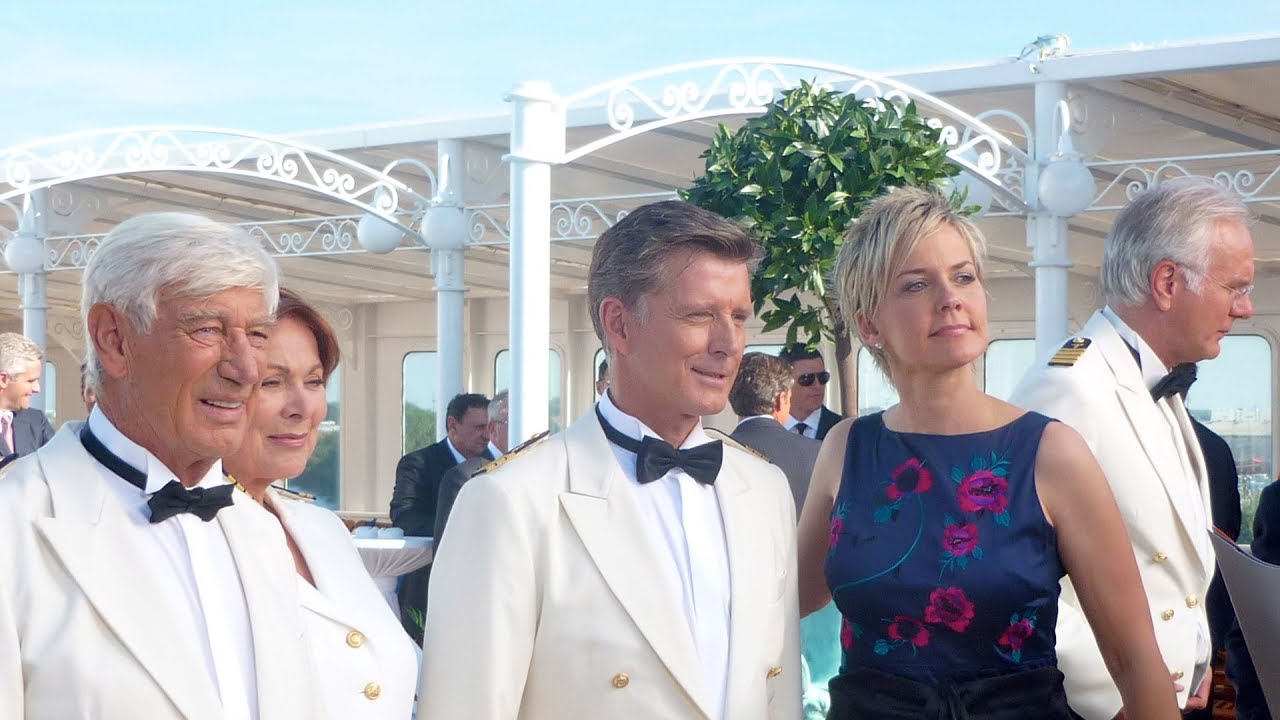 MS Deutschland :Drehort der Fernsehserie, das Traumschiff.