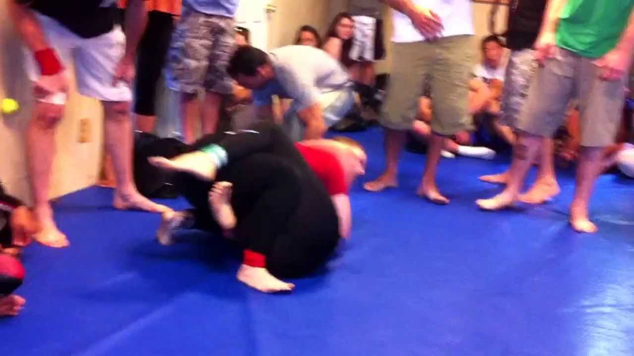 Daisy (women's blue belt division) 2nd match - Hassett's jiu jitsu. Sewell, NJ