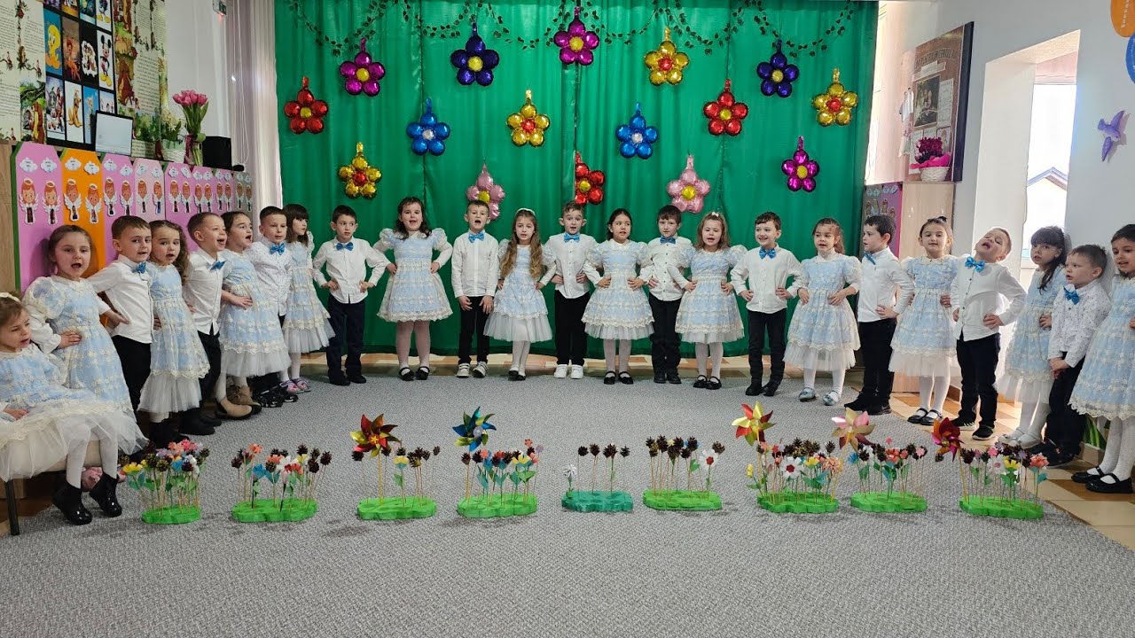 La mulți ani, IUBITE MĂMICI!💐😘🤗Grupa mare STELUȚELE- 8 MARTIE 2026 
