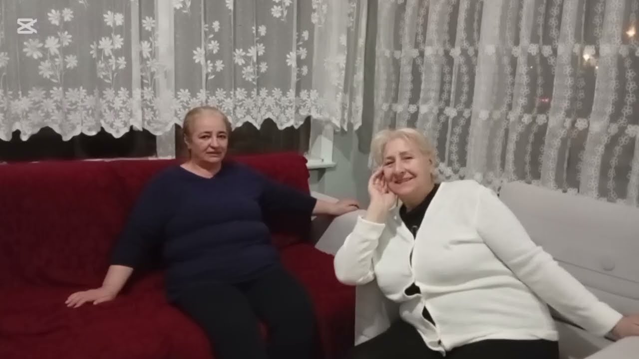 GELİNİN EVİNDE BİR AKŞAM. 
