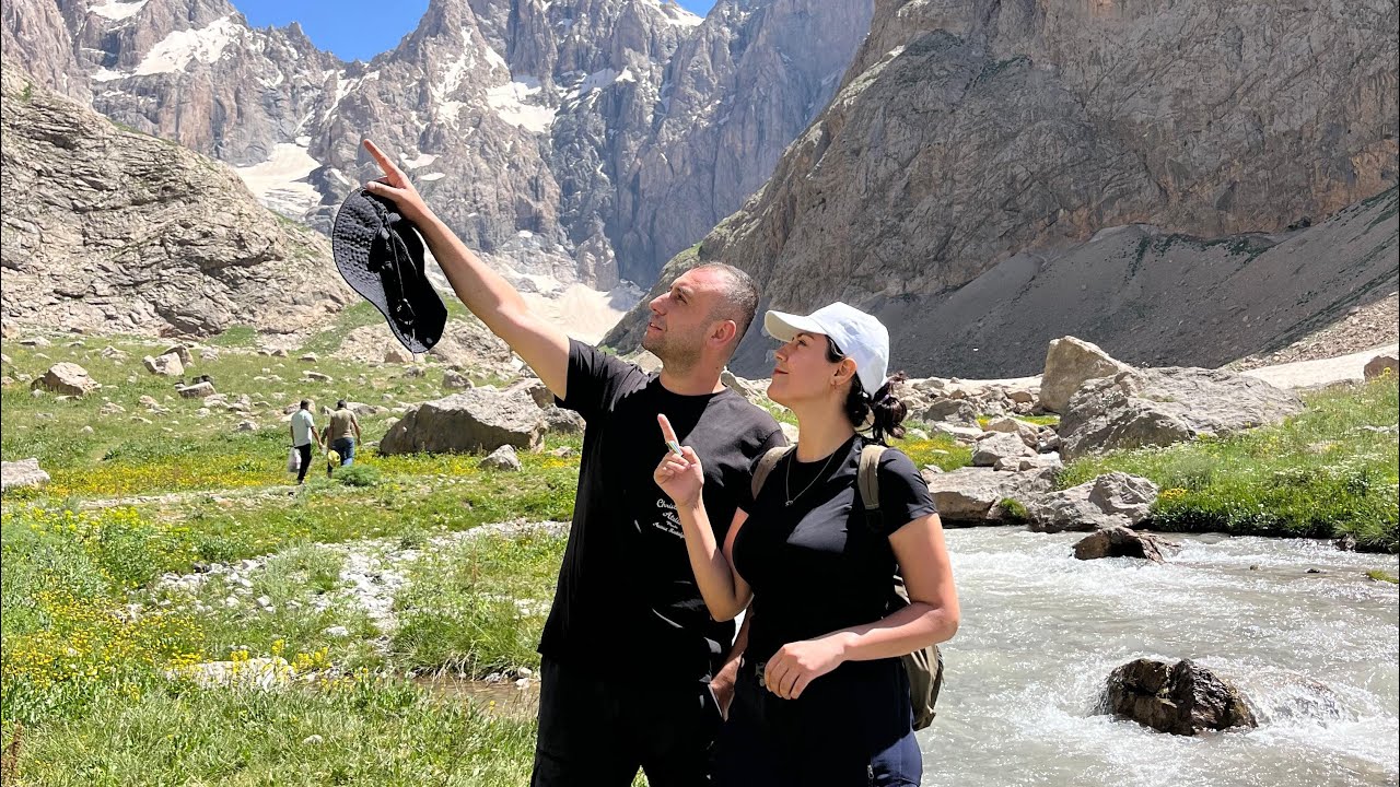 Hakk&acirc;ri Cilo Buzullarında kamp ve gezi 🏔️🏕️🔥