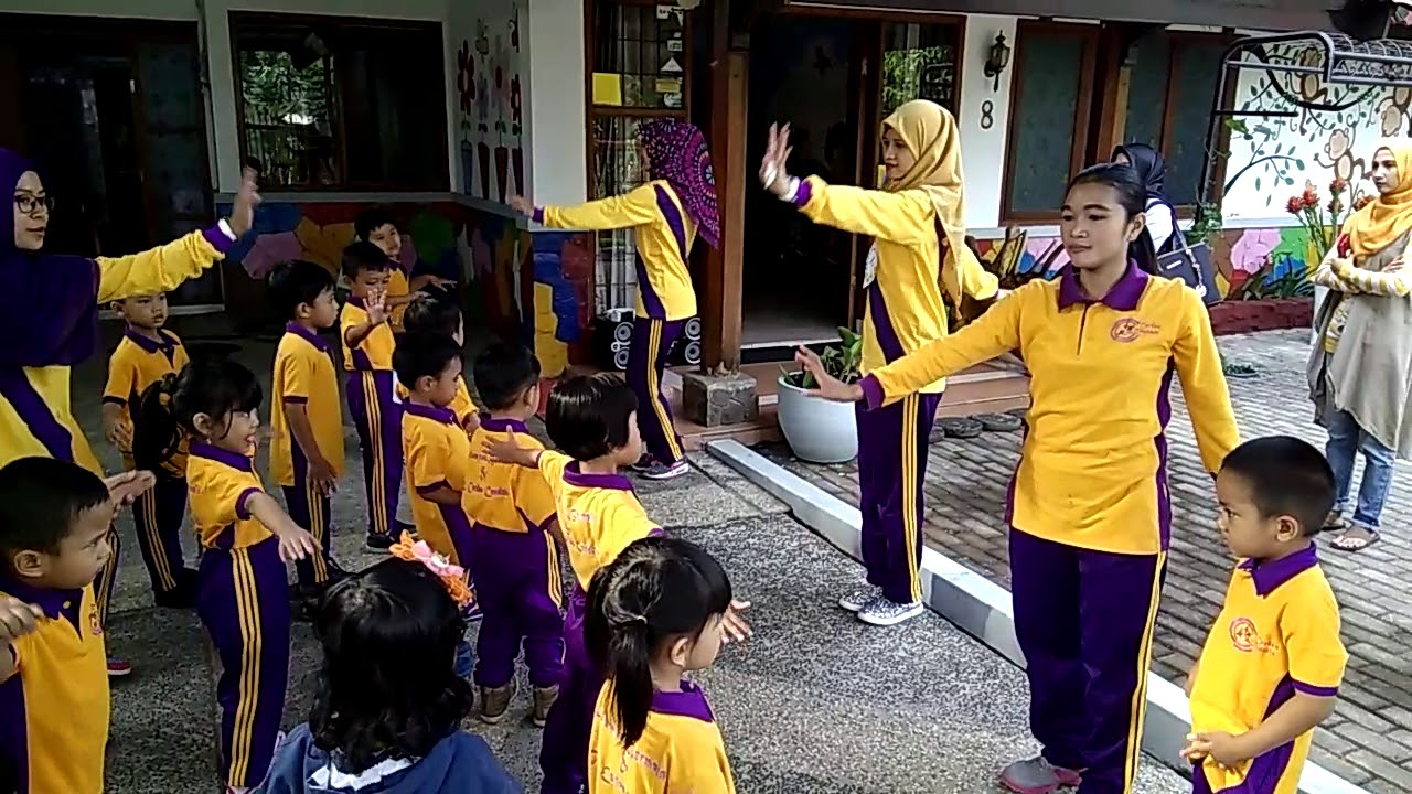SENAM SEHAT GEMBIRA lirik di keterangan paud KB TK Cerdas Cendekia Sariwangi