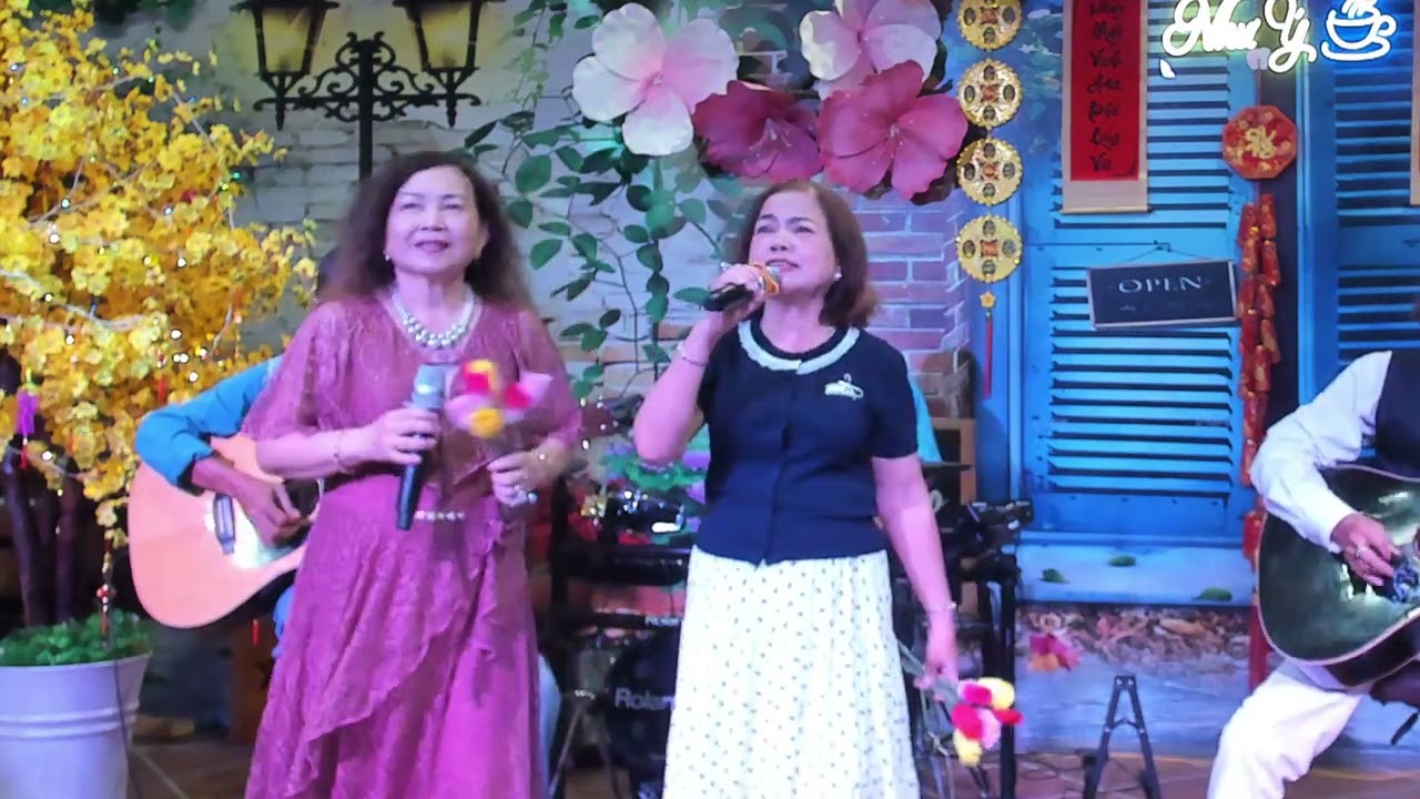 Xuân họp mặt  - Sáng tác: Văn Phụng  - Trình bày : Bùi Gẩm & Nguyễn Điệp