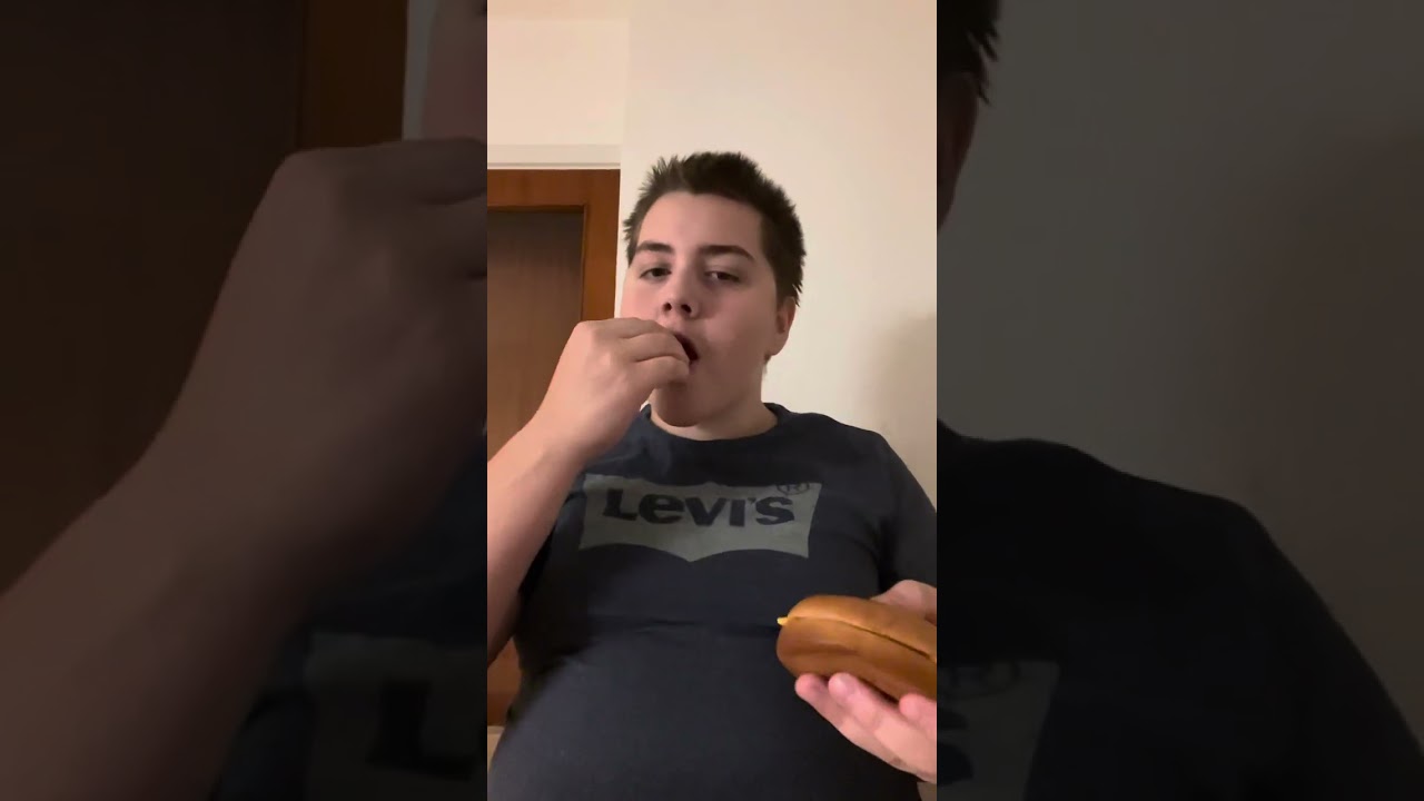 Vi skal spise en cheeseburger p&aring; tid￼