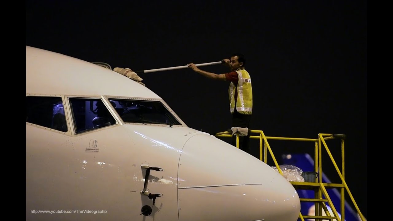 Delhi International Airport-Summer Time at Night