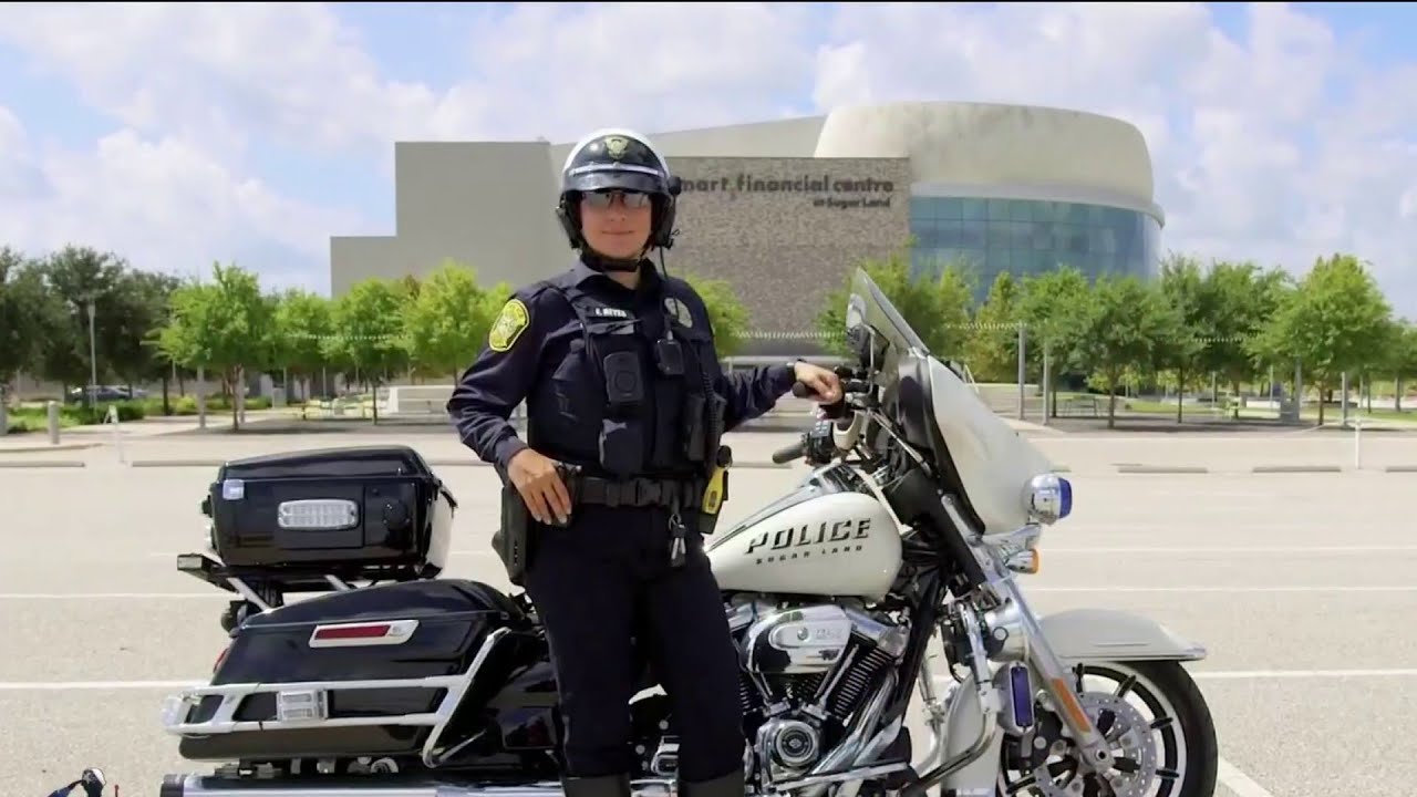 Veteran becomes first female traffic officer in Sugar land
