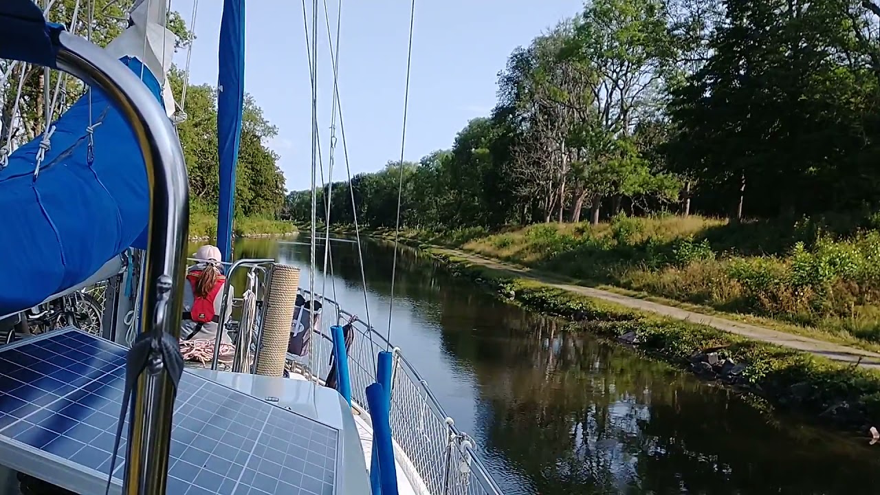 Rogivande färd på Göta kanal ombord på Brofjord 36 / Galej