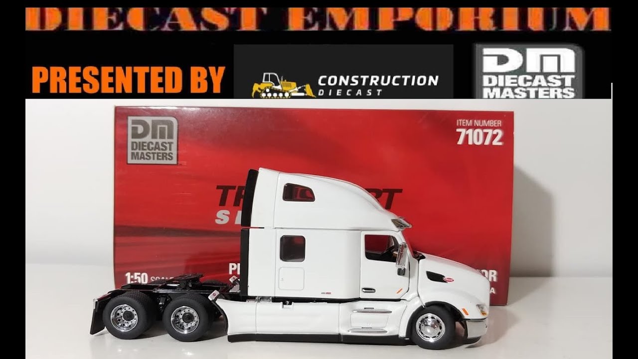Diecast Masters Transport Series Peterbilt Model 579 Ultraloft Tractor in White