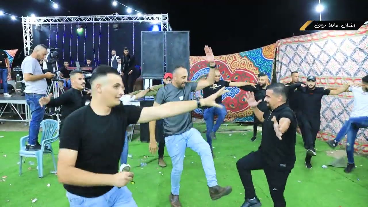 الفنان حافظ موسى |دبكة مرتبه مع المجوز وشباب ام التوت | سهرة العريس قصي زكارنه |  2022 🎶🎧🎹