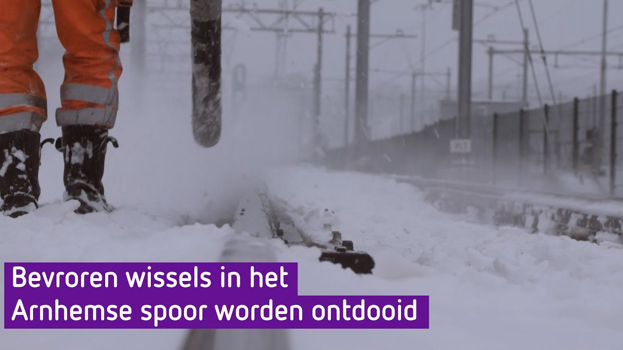 Niets bestand tegen bevroren wissels op het spoor