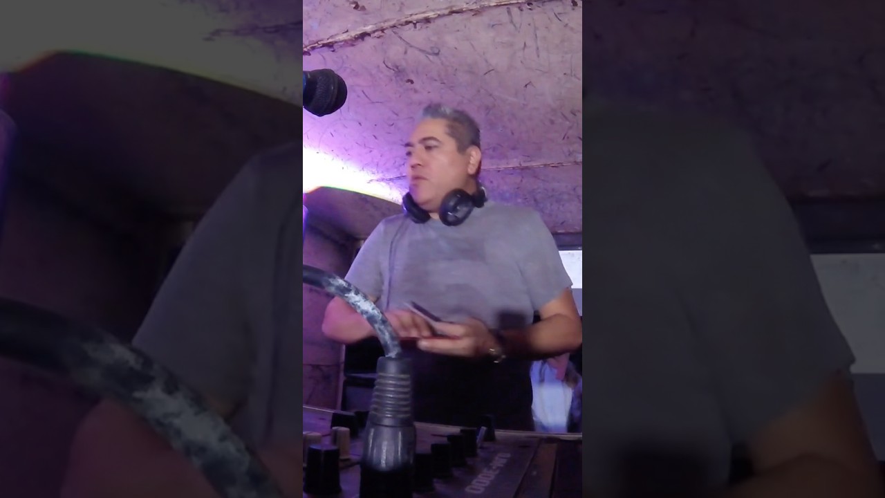 Alpha 21 Dj Paka desde la col.LOS LIMONES 