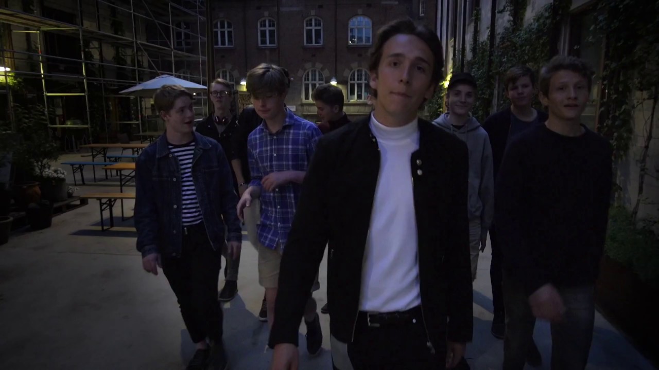 Good Old A Cappella (Performed by DUD)