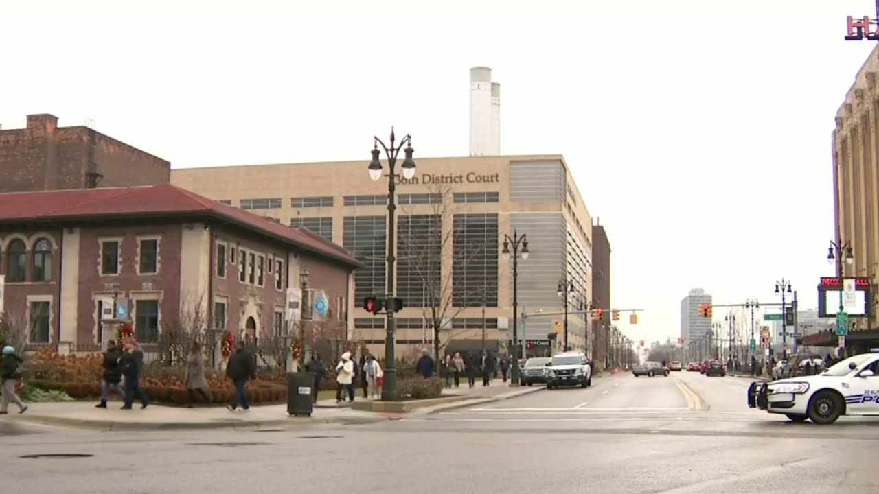 Detroit court buildings, hospitals targeted on second day of bomb threats