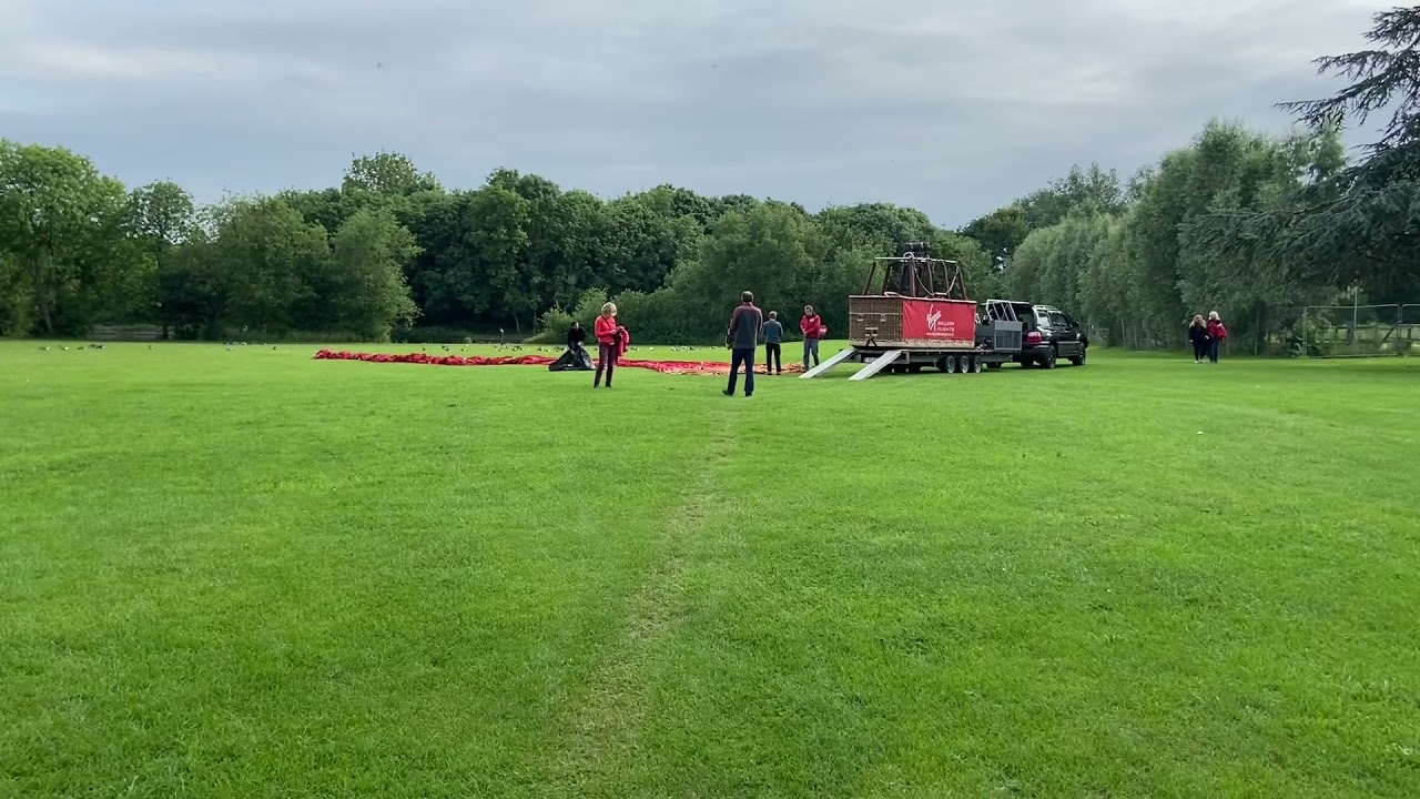 Virgin Hot Air Balloon Ride from Oxford in One Summer Evening
