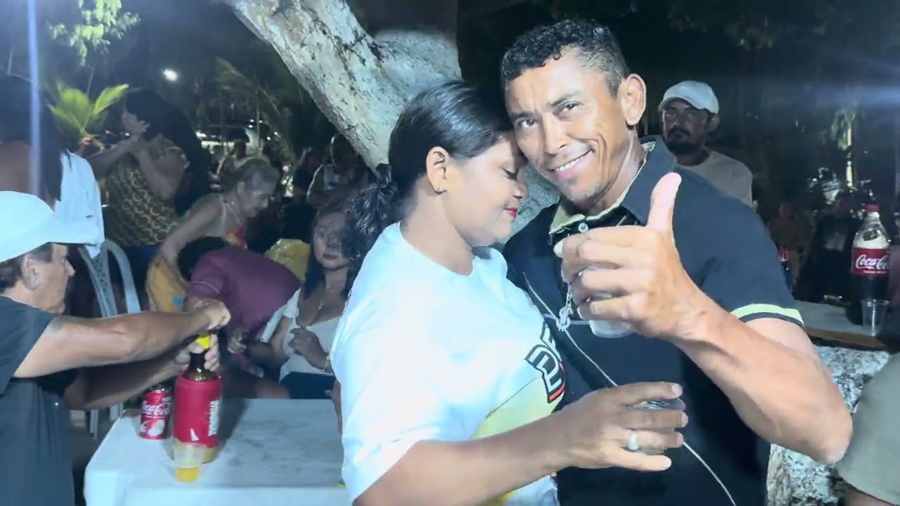 Forró puxado pra vcs dançar ao vivo em granja Ceará 