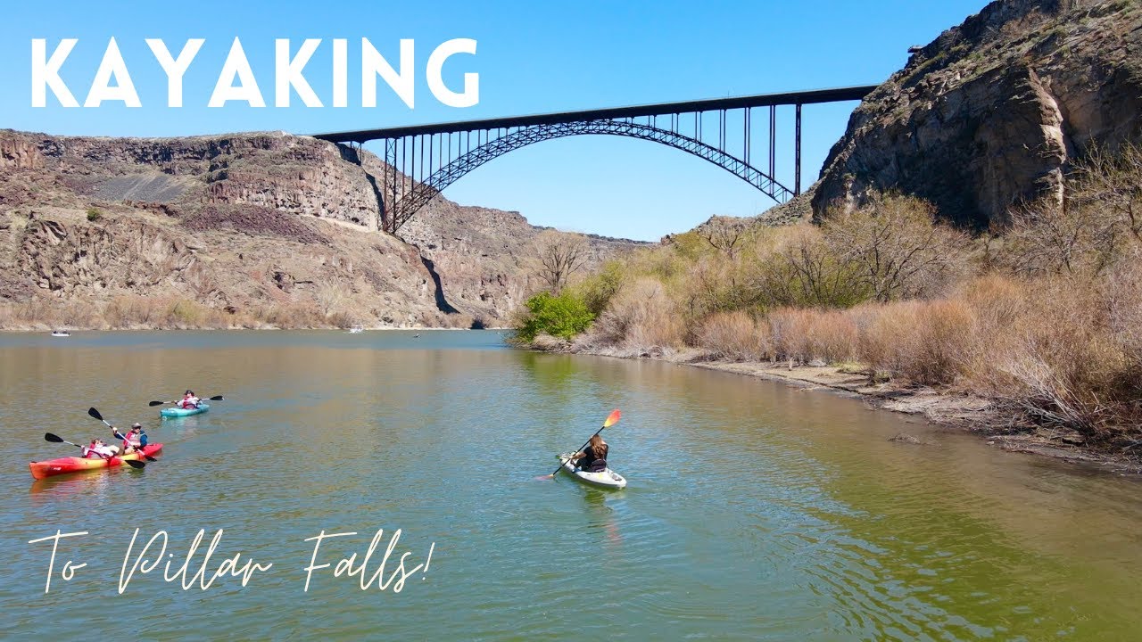 Kayaking to Pillar Falls!!