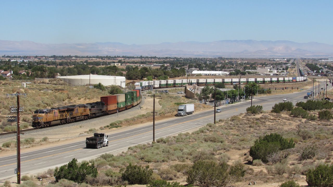 Spectacular Views! Metrolink Antelope Valley Line Ft. NS 1074