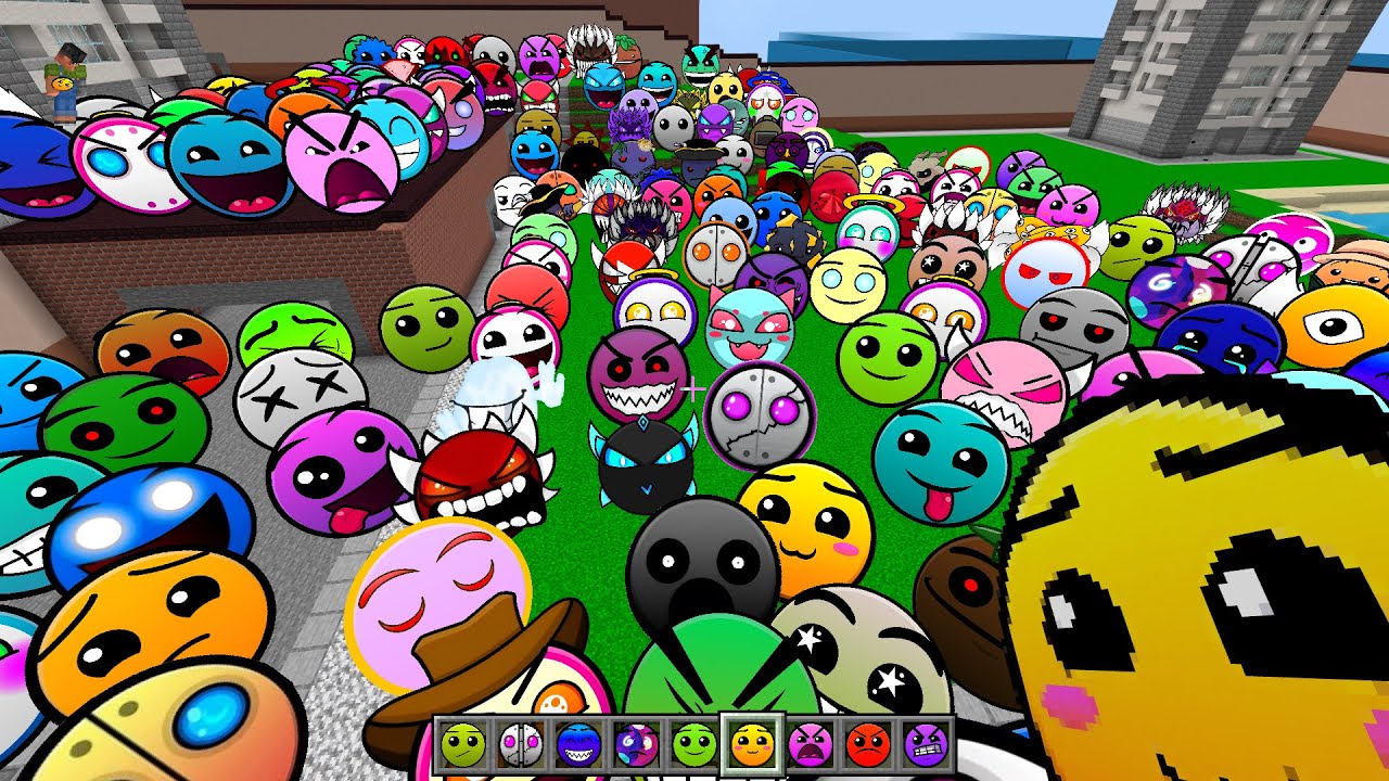 All Versions Geometry Dash and Lobotomy Dash Nextbots Family FALL into HOLE Chasing me  Minecraft PE