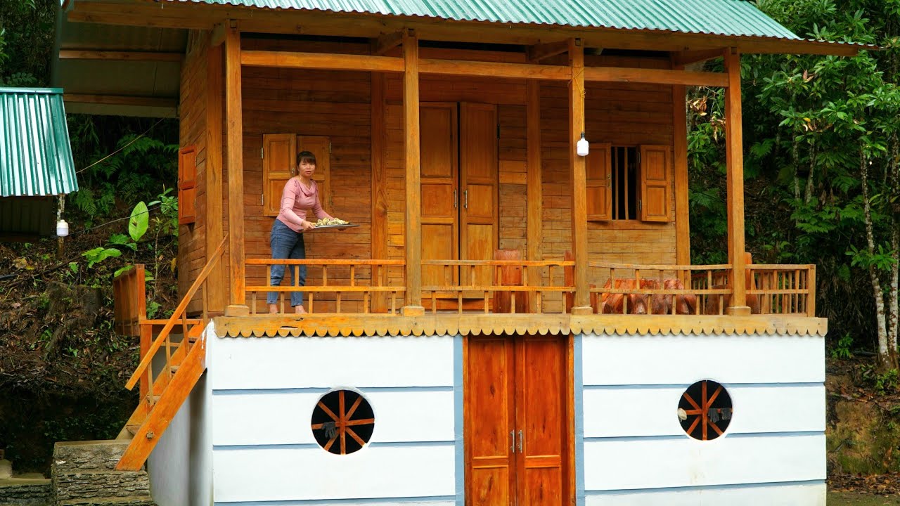 Harvesting bamboo shoots in the forest and a farm-style meal - Phùng Thị Chài