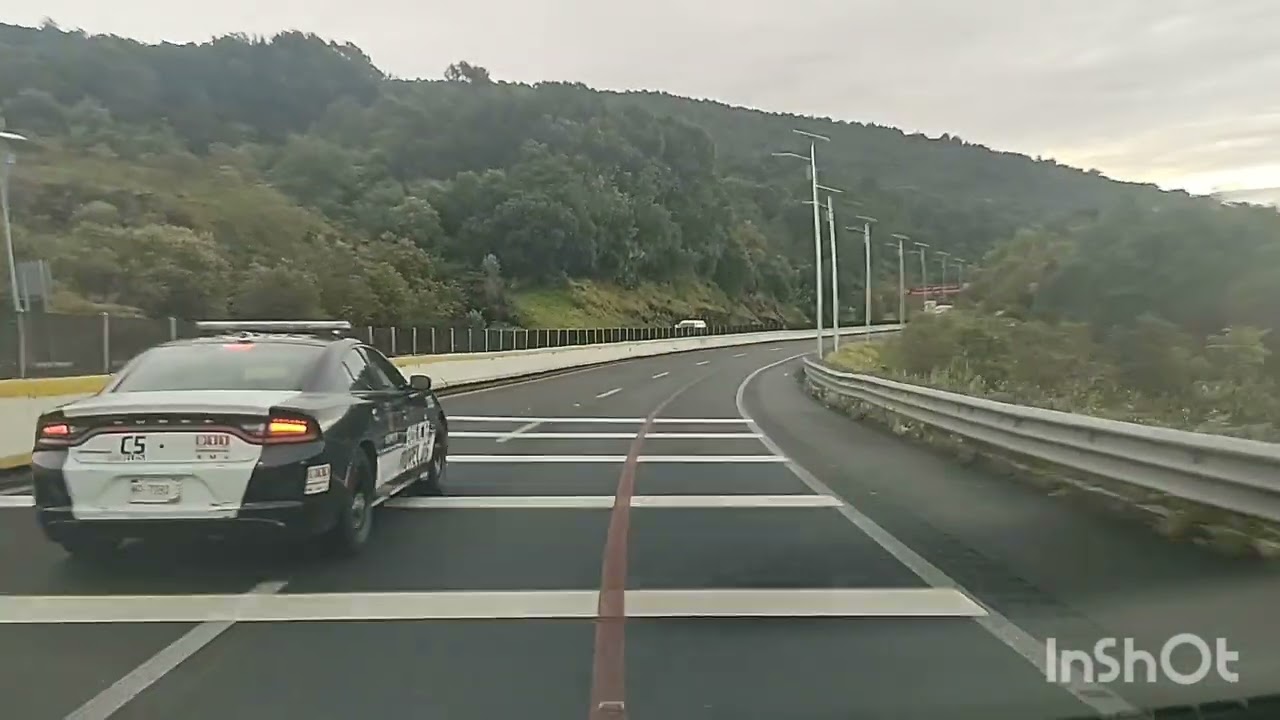 Curva La Pera. Carretera Ciudad de México  - Cuernavaca (Dirección Cuernavaca). Tepoztlán, Morelos