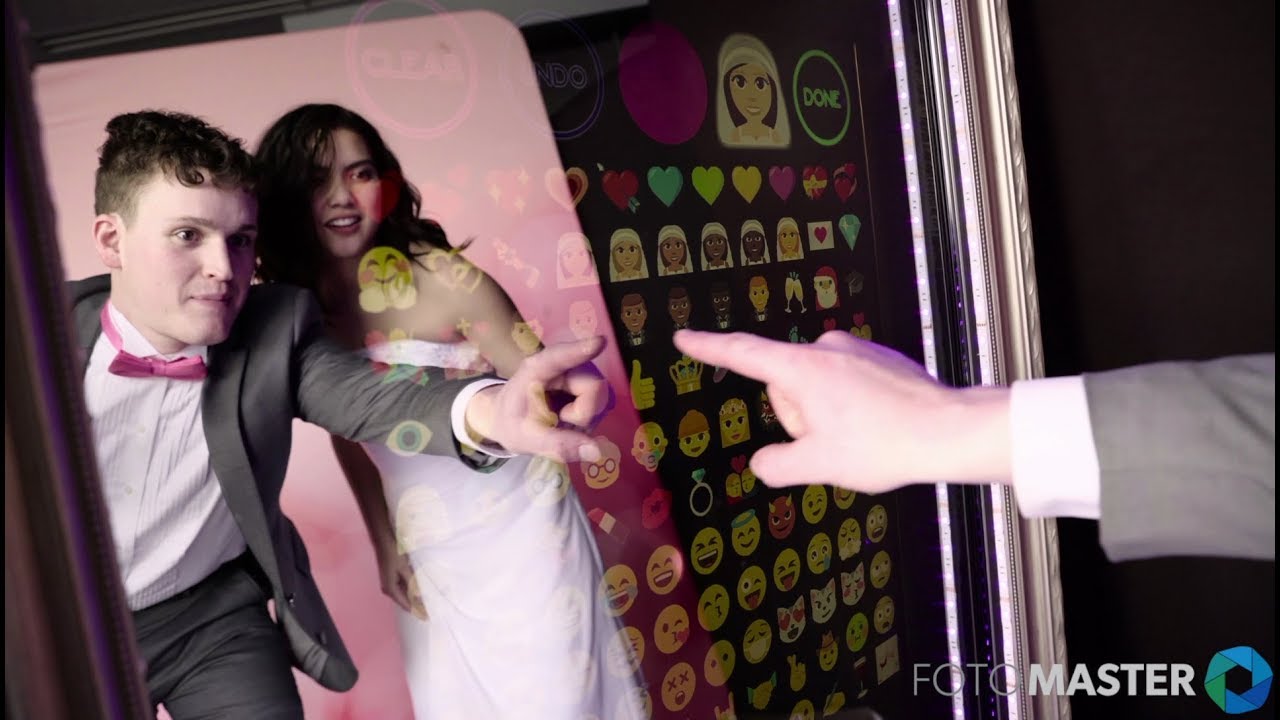 Mirror Me Booth: Usage Demonstration