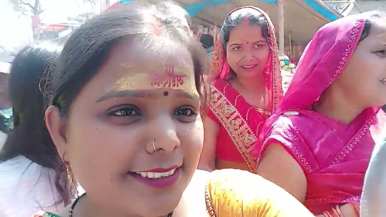 दर्शन करने गए चाची का गहना चोरी हो गया video पूरा देखिए  ऐसी औरत को हर हर महादेव 🙏🙏