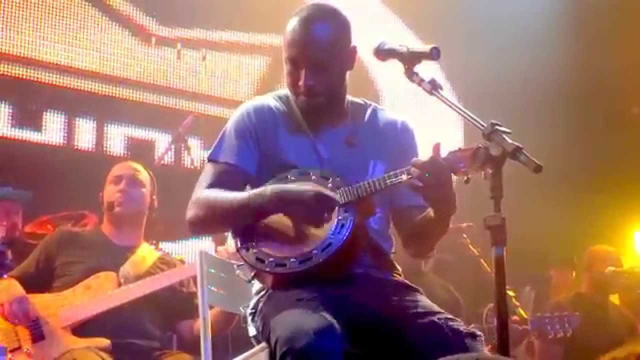 Thiaguinho - Brilho no Olhar / Deixa Acontecer / Gente da Gente / Vai lá, Vai lá ♫ ( Brook's SP )