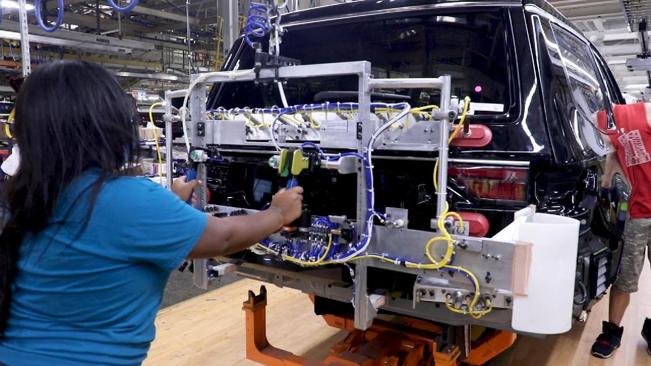 The Making of Jeep Gladiator and Grand Wagoneer Inside Warren Assembly