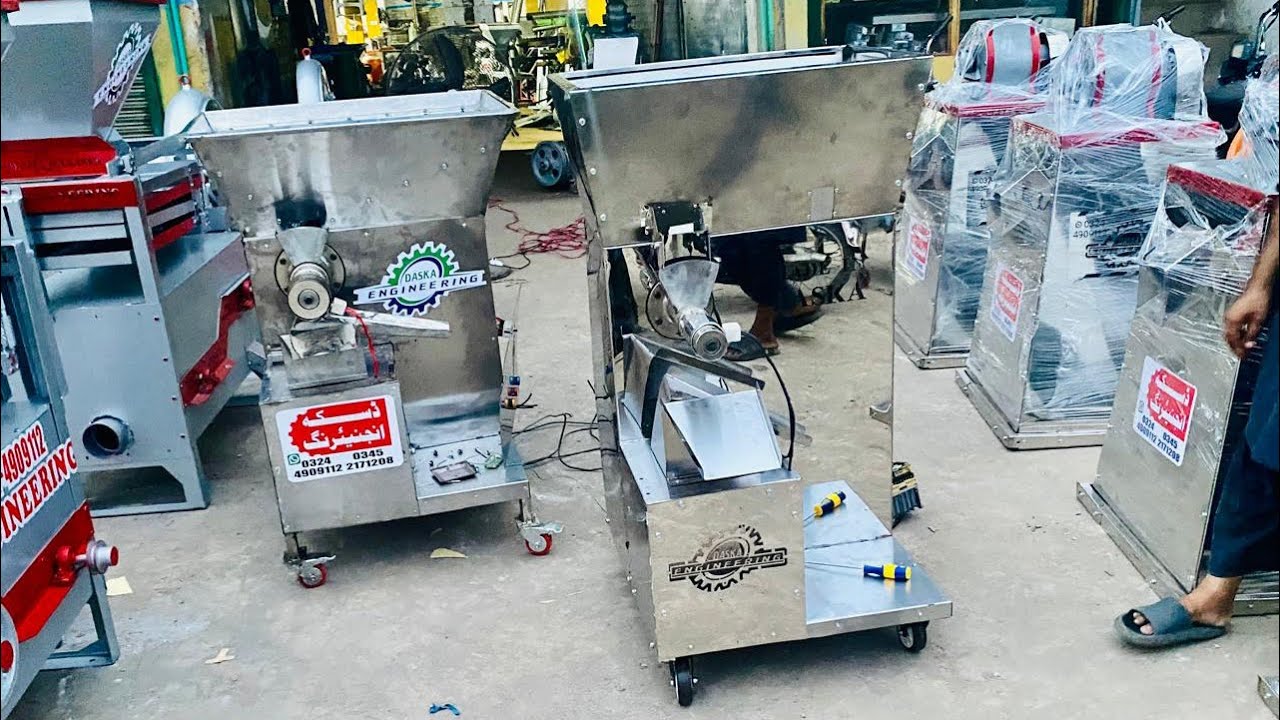 Cold oil press made by Daska Engineering 