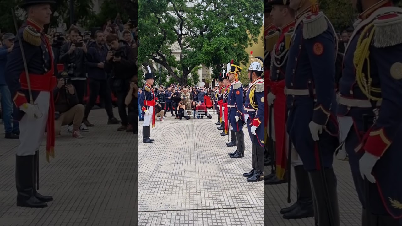 Los regimientos hist&oacute;ricos del Ej&eacute;rcito Argentino realizaron el primer relevo conjunto de guardia