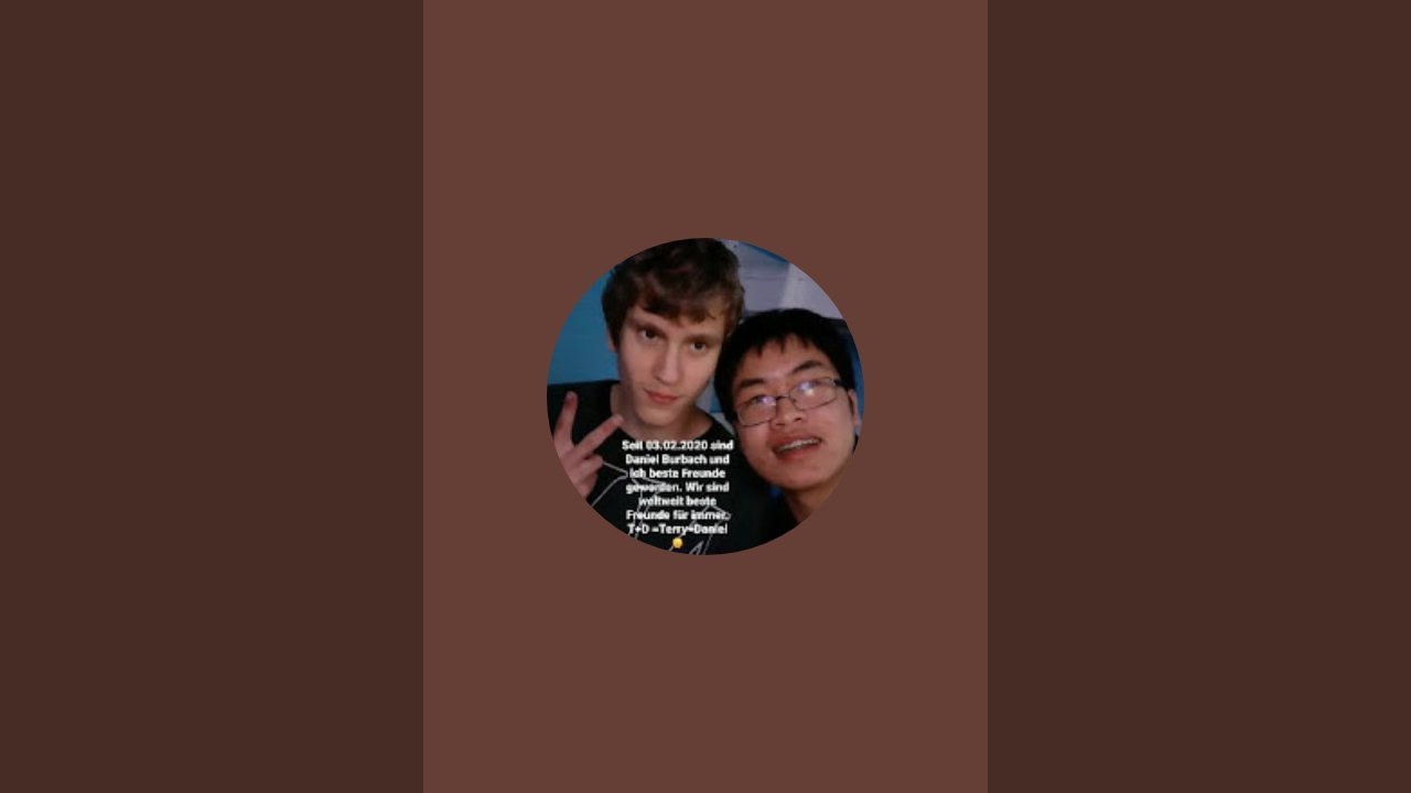 Justin Sung überträgt einen Livestream.