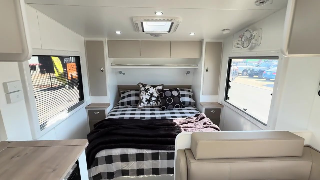 2026 SILVER VALLEY CARAVANS YARRA 19'6'' TOURER