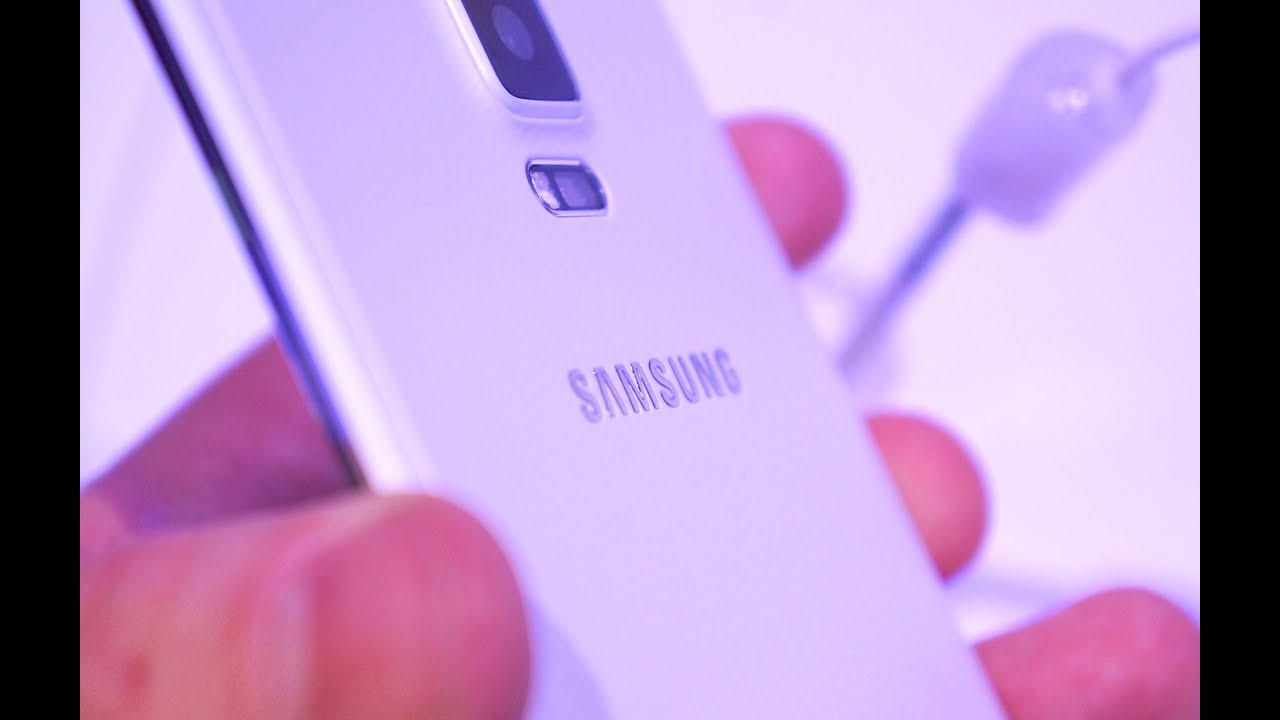 Galaxy Note 4 vs Galaxy Note Edge: Show Floor Comparison | Pocketnow