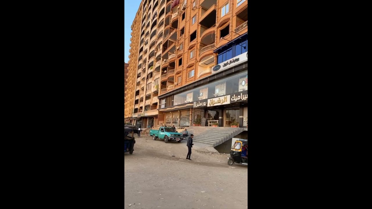 علاقة مش معروفة.. تفاصيل مقتل دكتور وسيدة بالمعصرة في ظروف غامضة