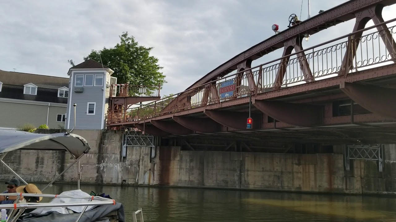 Fairport Erie Canal Bridge Rising - 2018 Fairport Music Festival - Fairport, NY - 082518-SAT